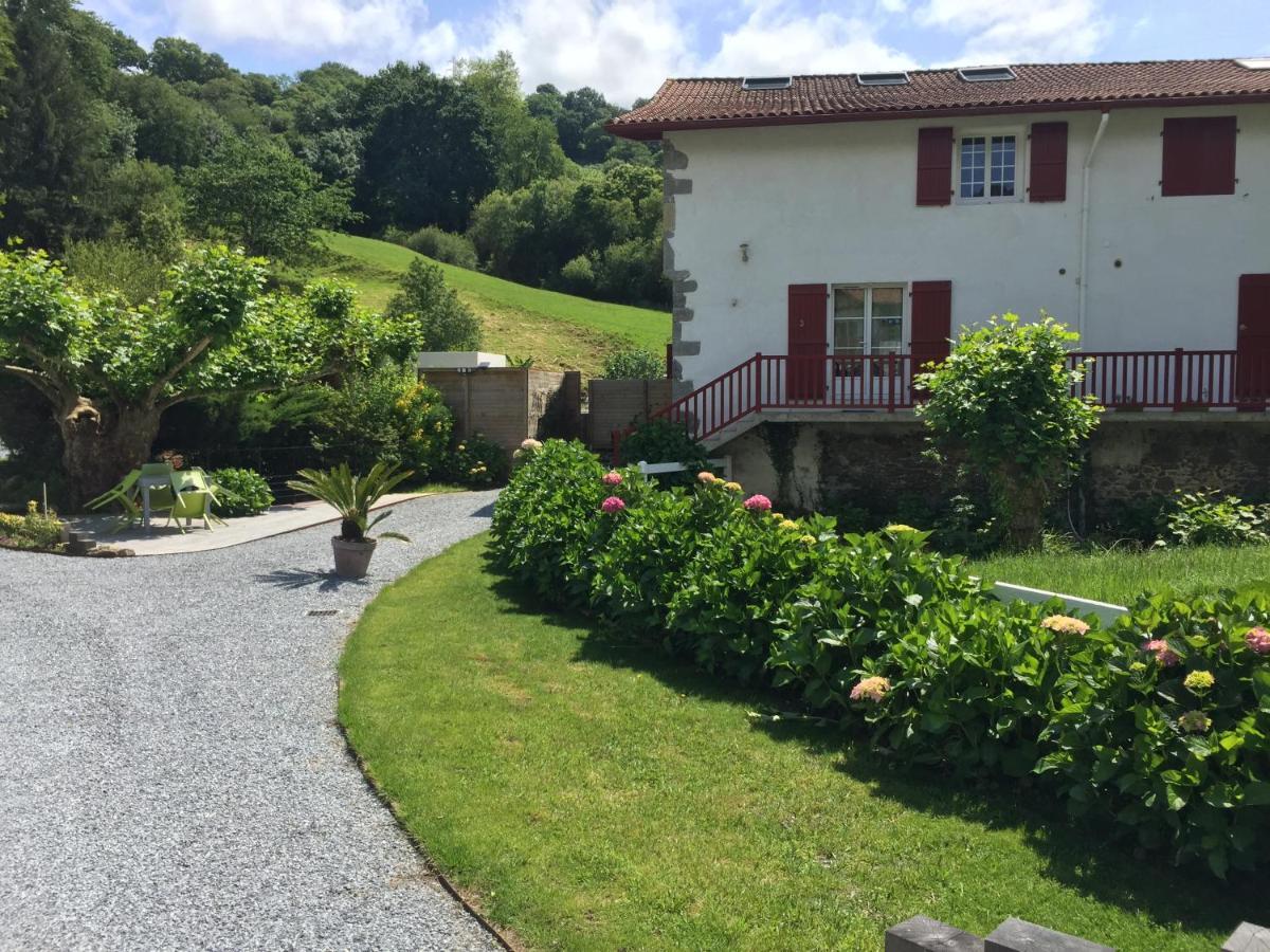 Location Eyheraldia - Votre T3 Au Coeur Du Pays Basque 아스파랑 외부 사진